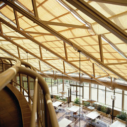 Skylight Shading Systems - 窓装飾商品
