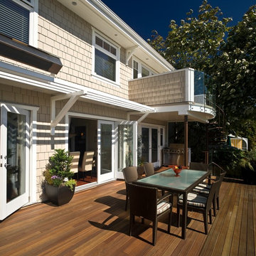Deep Cove Deck - Bringing the Outside to the Inside