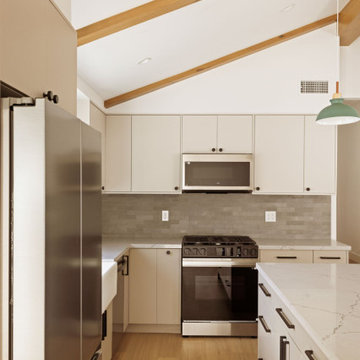 The hidden duplex & A home makeover - SB9 Investment property in Woodland Hills