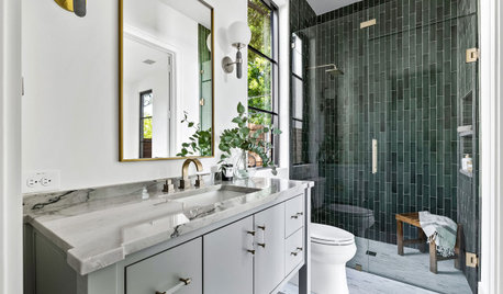 6 Inviting New Bathrooms With a Curbless Shower