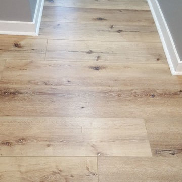 Antiqued Oak WPC Vinyl