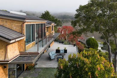 Inspiration for a modern patio remodel in San Francisco