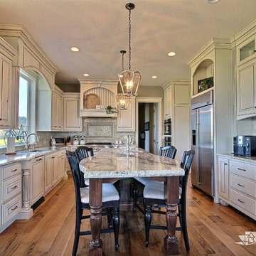 The Willow - Transitional Family Home on Acreage in Brush Prairie, Washington