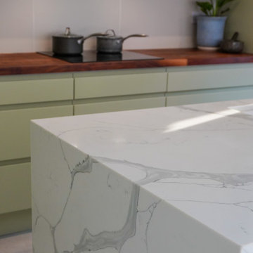 SURREY KITCHEN & DINING ROOM DESIGN & RELOCATION