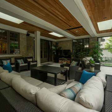 Custom Swimming Pool & Luxury Home Extension