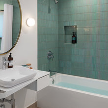 Ian's bathroom