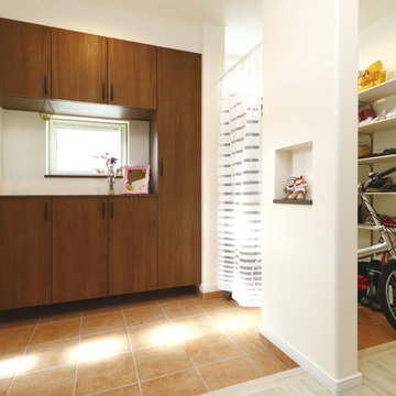 必要なものを必要な分だけ。お気に入りをちりばめた、自分らしい家