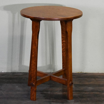 Arts and Crafts/Mission Style Oak Round End Table, Model A22