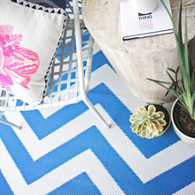 Entertaining: 10 Top Tips for an Indoor Picnic Whatever the Weather
