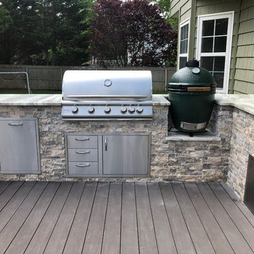 Deck with Outdoor Kitchen