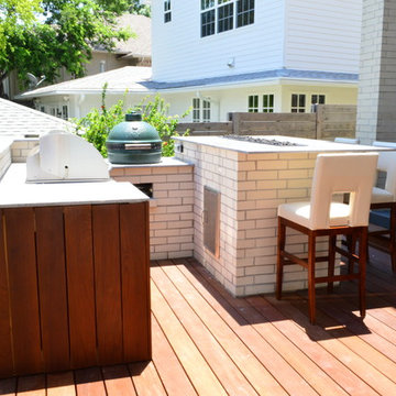 Custom Ipe Hardwood Deck & Outdoor Kitchen in Dallas, TX