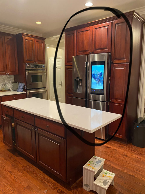 Kitchen layout/ fridge placement