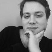 Jeffrey Bloomer's photo