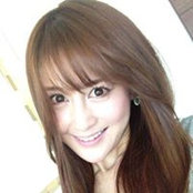青山礼奈s foto