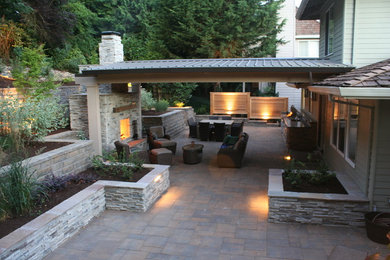 Inspiration for a craftsman patio remodel in Portland