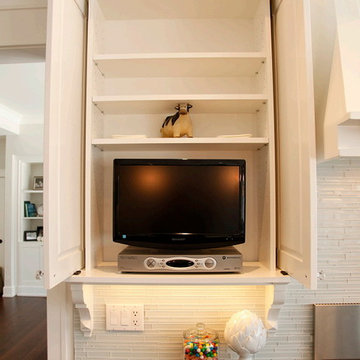 Painted Maple Kitchen Cabinets