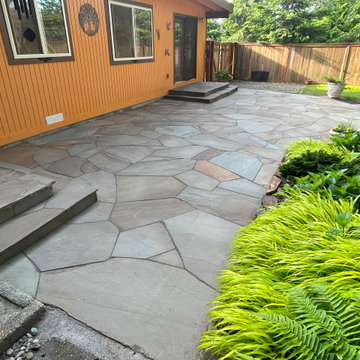 Flagstone Back Patio