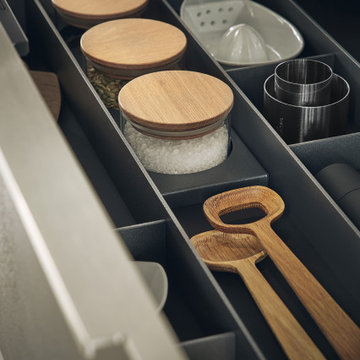 Stylish Drawer Organization With GKC Kitchen Hacks