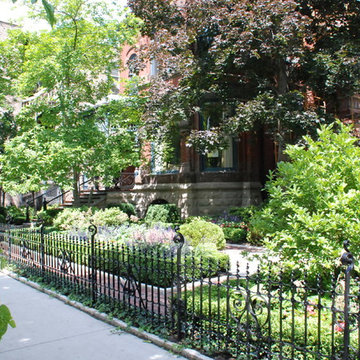 Victorian Stroll Garden
