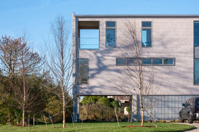 Minimalist exterior home photo