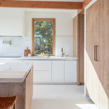 Mid-Century Vibes