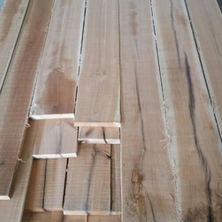 Reclaimed Materials - Processing - Hardwood Flooring