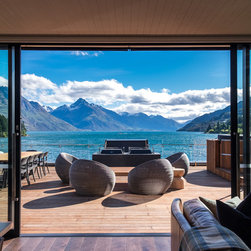 Eichardt's Penthouse - Outdoor Dining Tables