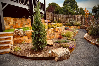 Photo of an eclectic landscaping in Albuquerque.