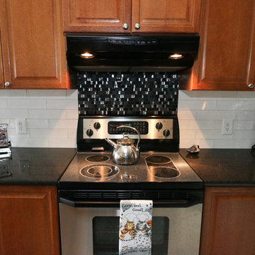 Clinton Residence - Granite, Tile Backsplash & Carpet