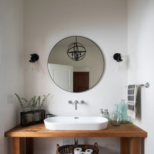 Backhouse Bathroom