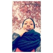 Reina Jaay's photo