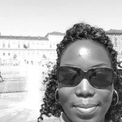 Yolande Sea's photo