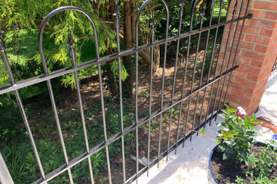 Metal fence restoration