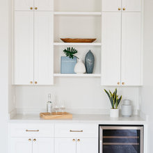 Bar & bar cabinet