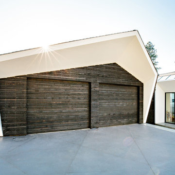 Kalamalka Lake Home