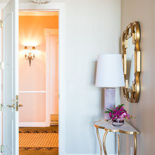 Entryway/ Foyer