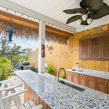 Tiki Bar on DI