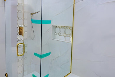 Example of a bathroom design in Chicago