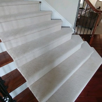 Hardwood and Carpet staircase
