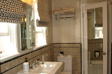 Elegant bathroom photo in Los Angeles