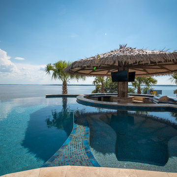 Swim-Up Bar 2