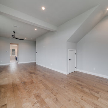 Modern: 4,950 ft², 4 BR/4 BA/2 ST