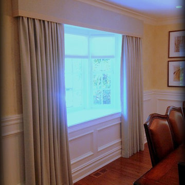 Stationary Panels with Tailored Cornice