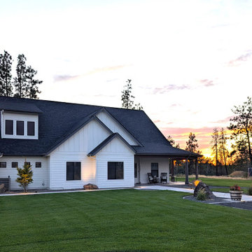 West Plains Modern Farmhouse