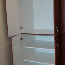 CLOSET PANTRY THORNHILL - Bedroom Products
