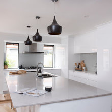Caesarstone Clamshell