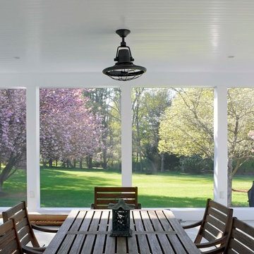 Two Story Addition - Screened Porch, 2 Bathrooms and Upper Deck!