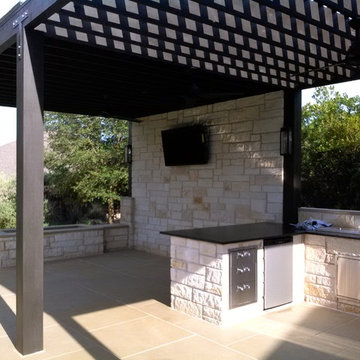 Modern Backyard Living-Lantana