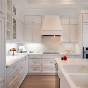 White Kitchen Cabinets