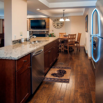Slope Side Condo - Torian Plum